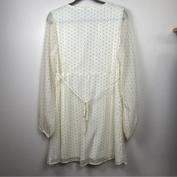 NWT Old Navy Women's Ivory V-Neck Long Sleeve Mini Dress Medium Tall - Picture 3 of 6